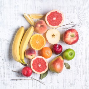 Набор свежих фруктов