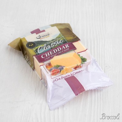 Сыр полутвердый Cheddar 50%, Cheezzi, 200г