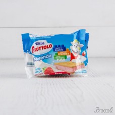 Пирожное Fruttolo бисквитное с клубнично-йогуртовой начинкой, Nestle, 26г