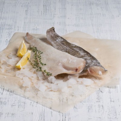 Треска свежемороженая, филе на коже, морской заморозки